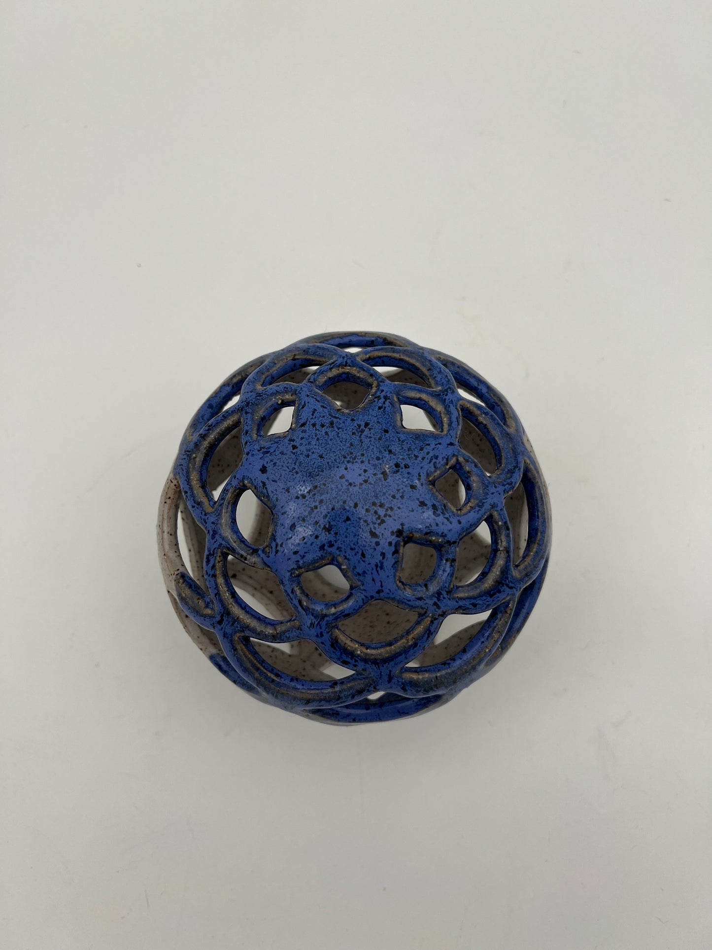 Lattice Luminary Vessel