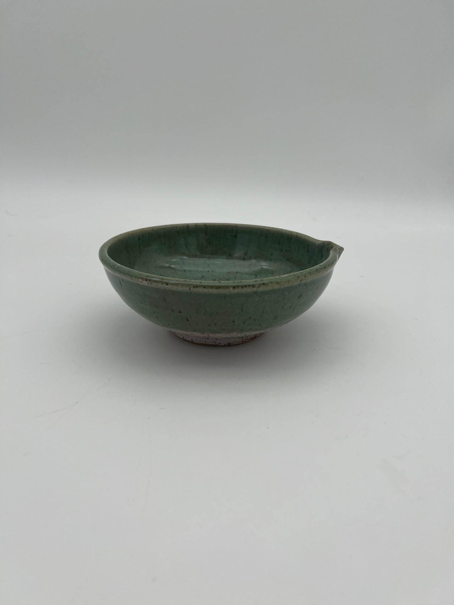 Verdant Green Lipped Bowl